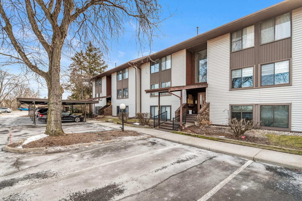 730 Cliffs Drive - Photo 2