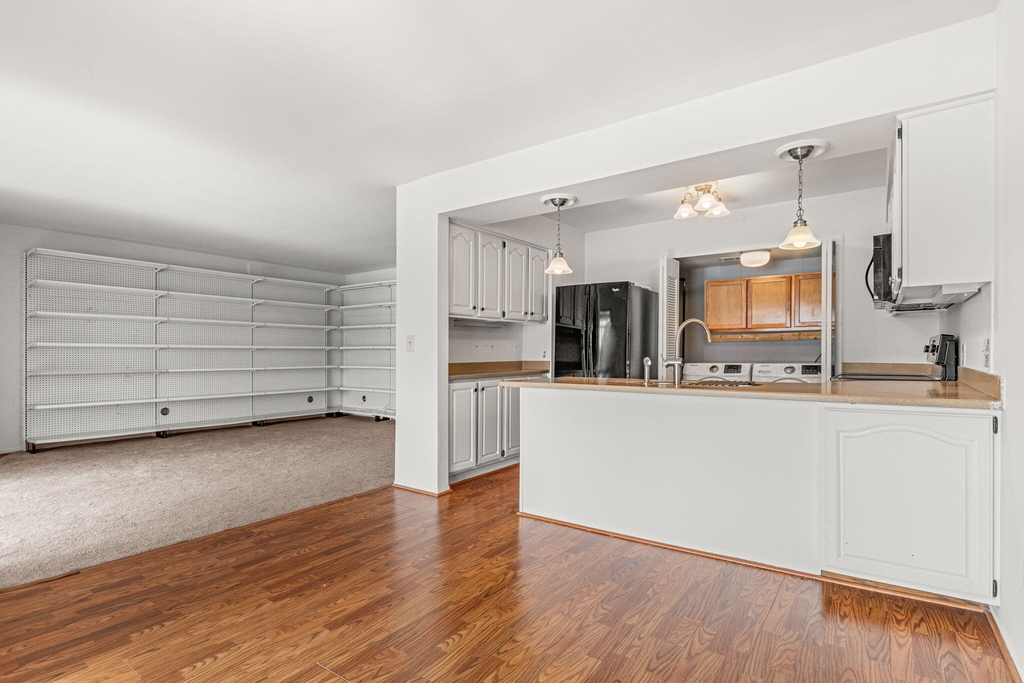 730 Cliffs Drive - Photo 12