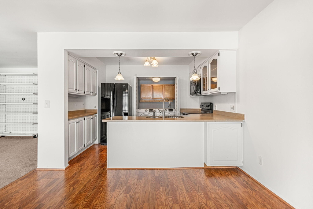 730 Cliffs Drive - Photo 11