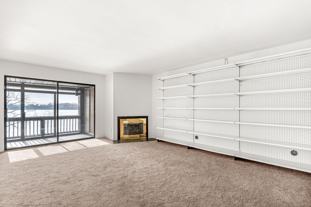 730 Cliffs Drive - Photo 8