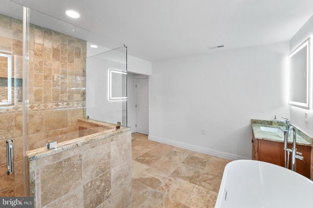 367 Hartford Road - Photo 18