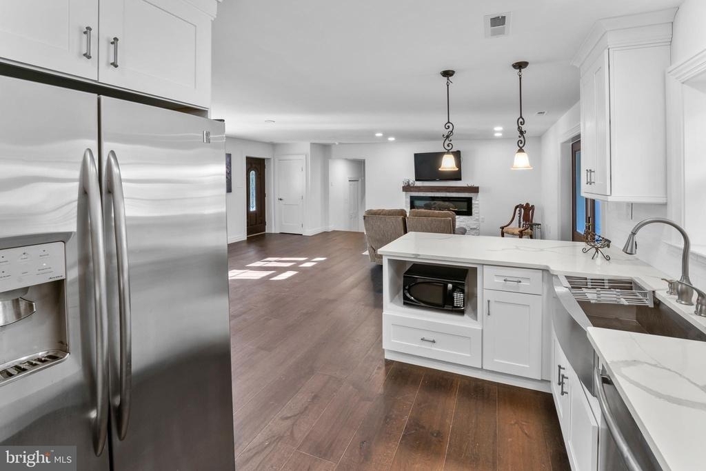 367 Hartford Road - Photo 9