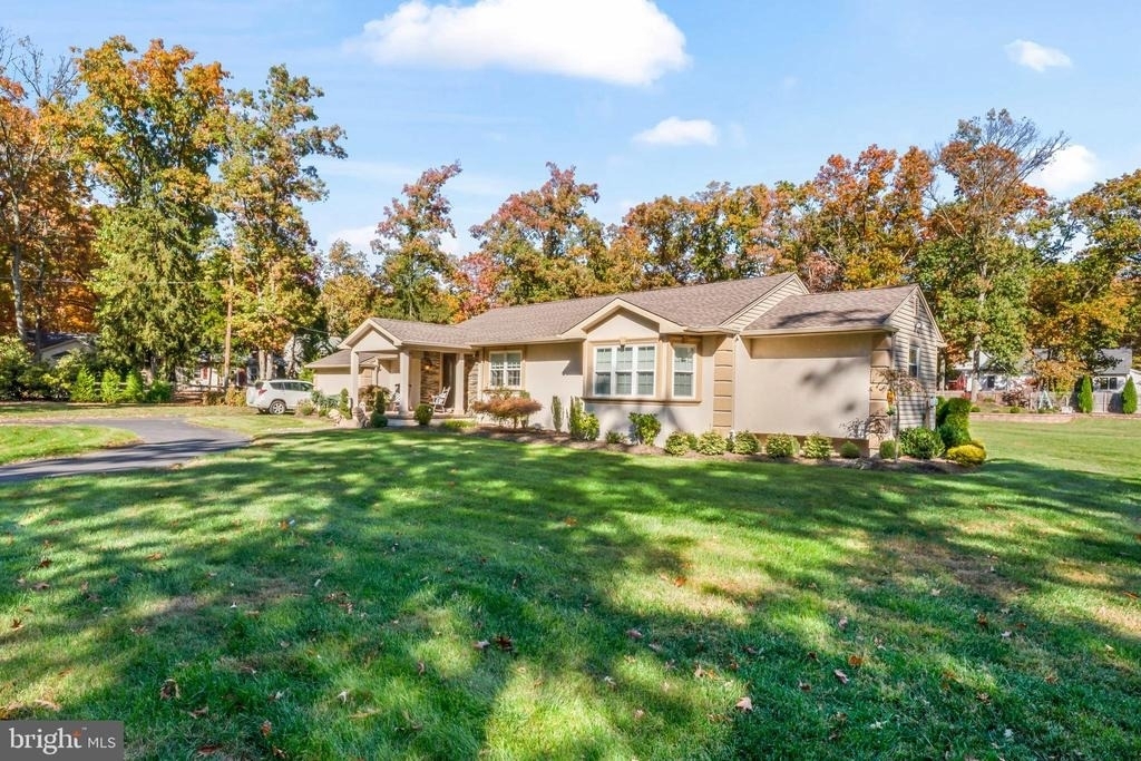 367 Hartford Road - Photo 2