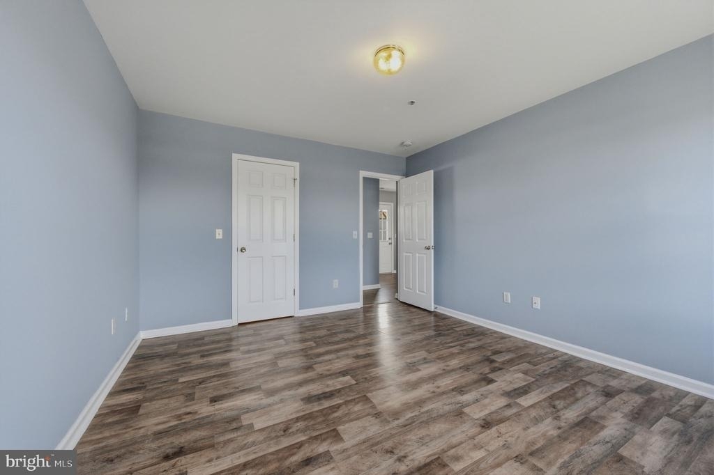 219 N Brown Street - Photo 10