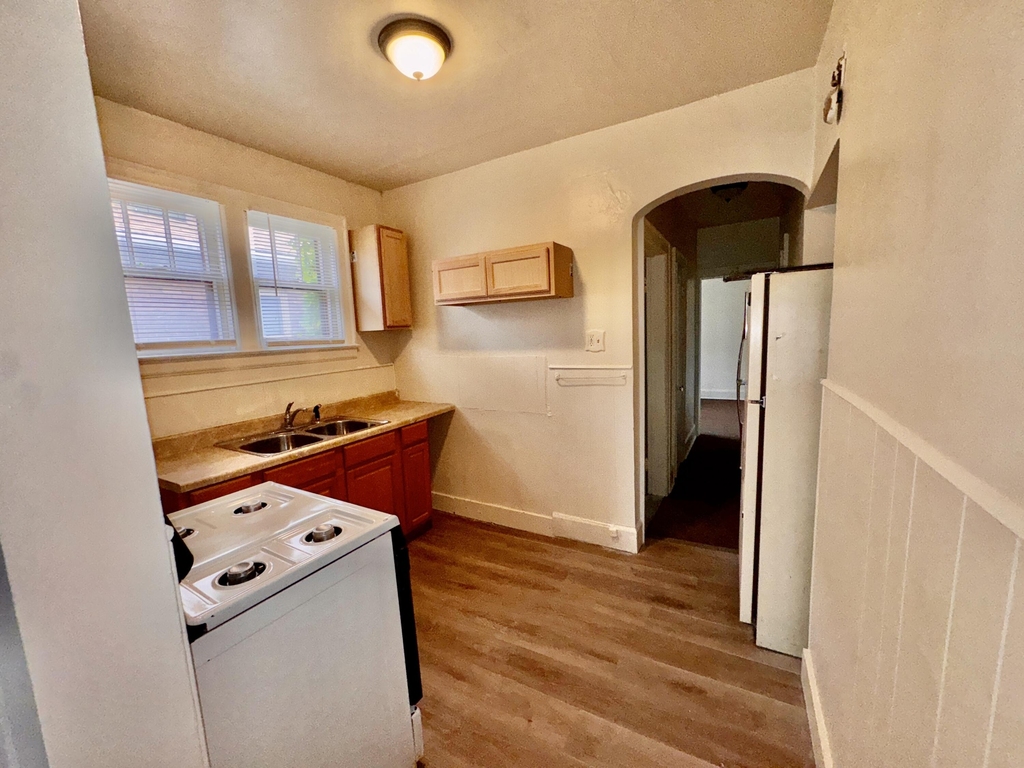 2681 Pasadena Street - Photo 5
