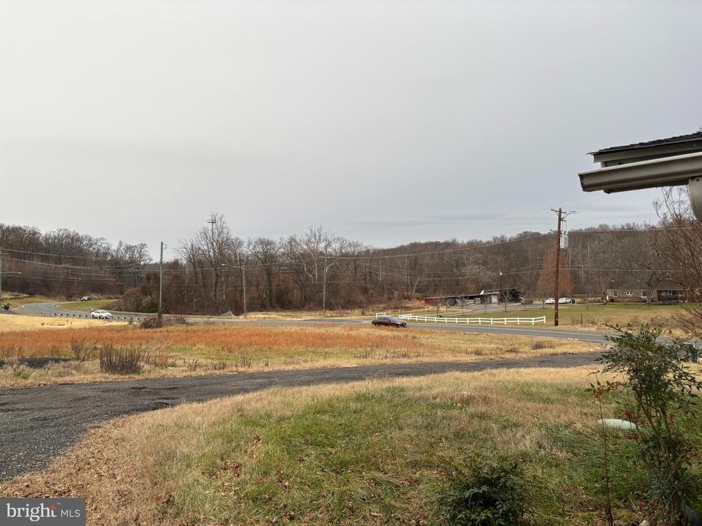 12309 Gallahan Road - Photo 15