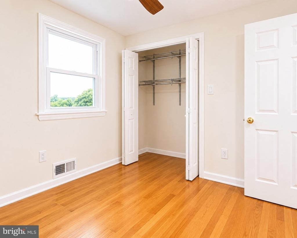 12907 Marcia Place - Photo 11