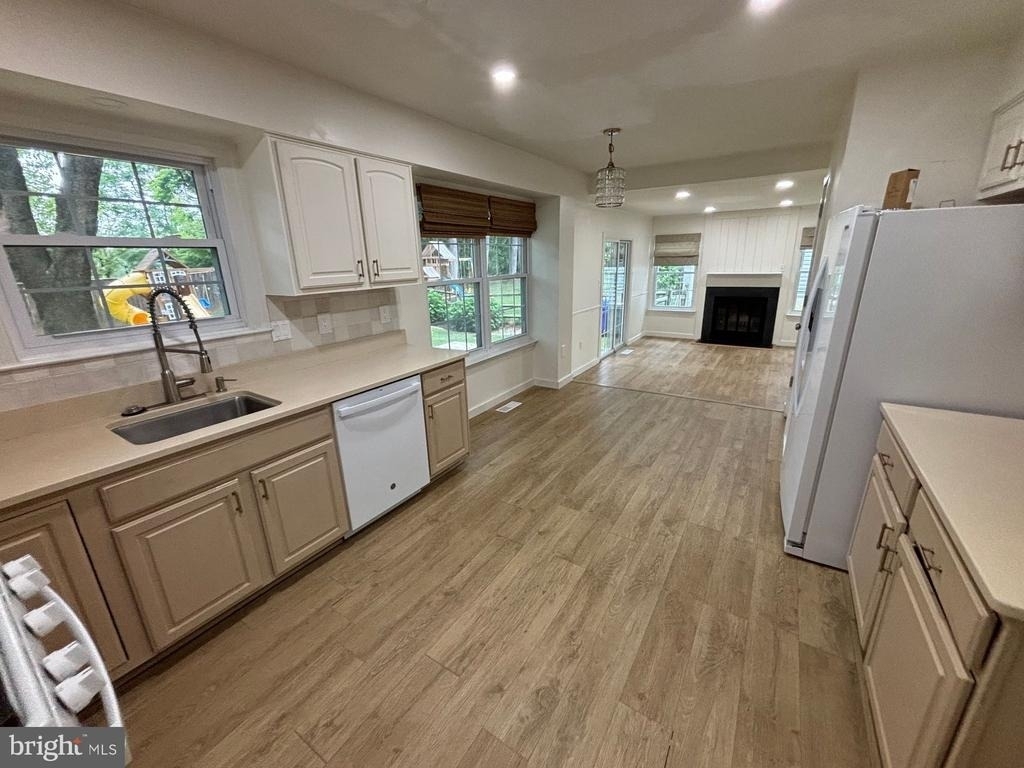 18428 Gardenia Way - Photo 1