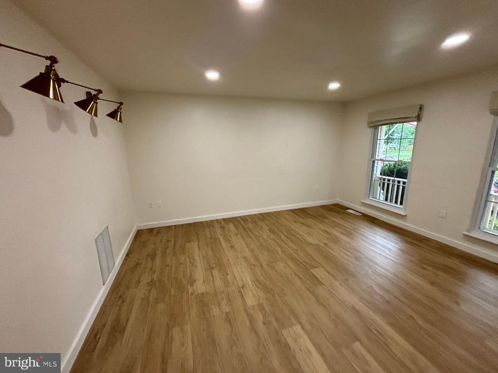 18428 Gardenia Way - Photo 3