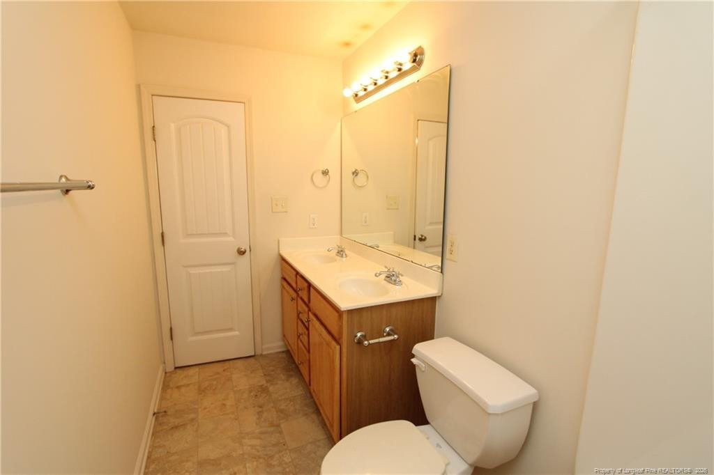 3921 Volkswalk Place - Photo 20