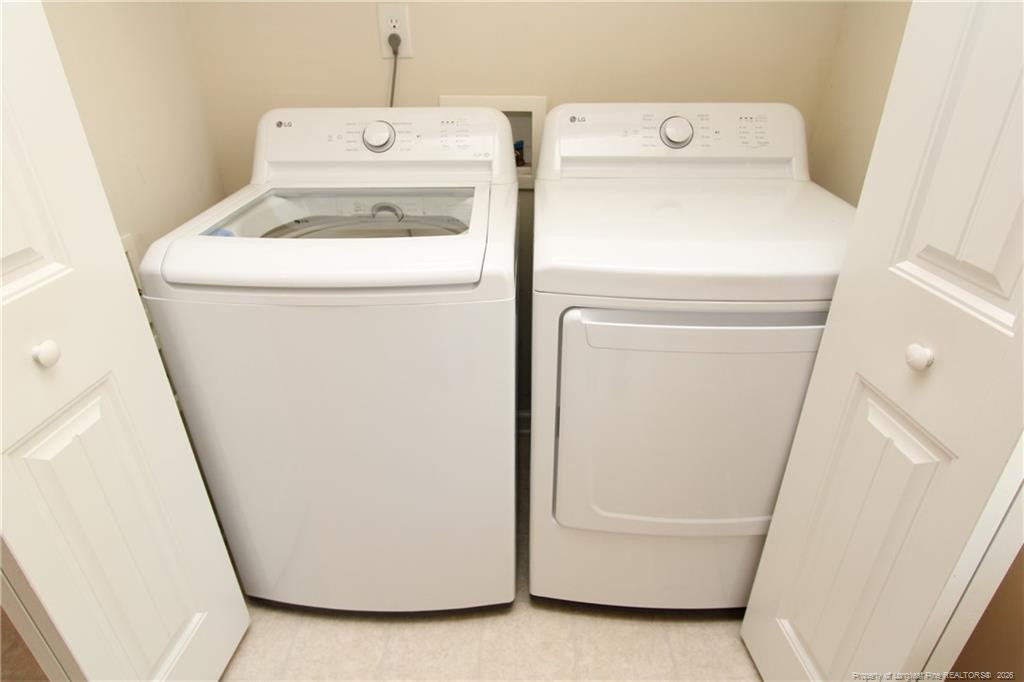 3921 Volkswalk Place - Photo 10
