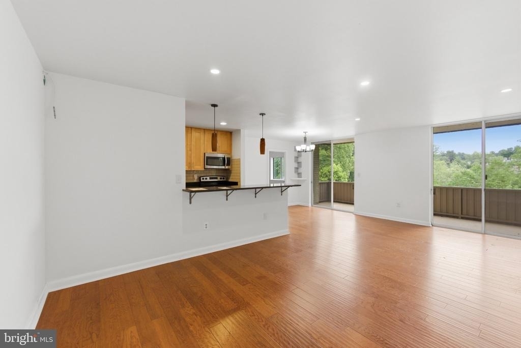 7505 Democracy Boulevard - Photo 2
