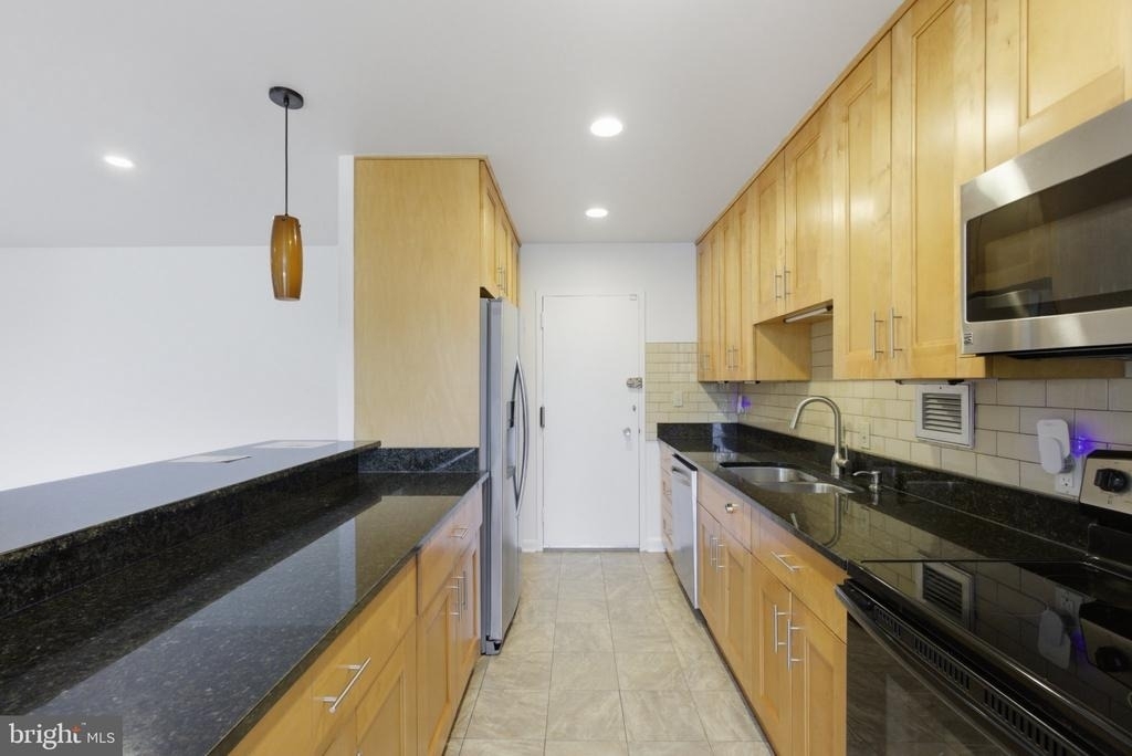 7505 Democracy Boulevard - Photo 17