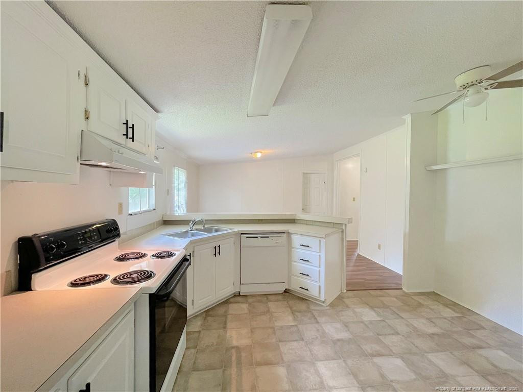 424 Washington Lane - Photo 12