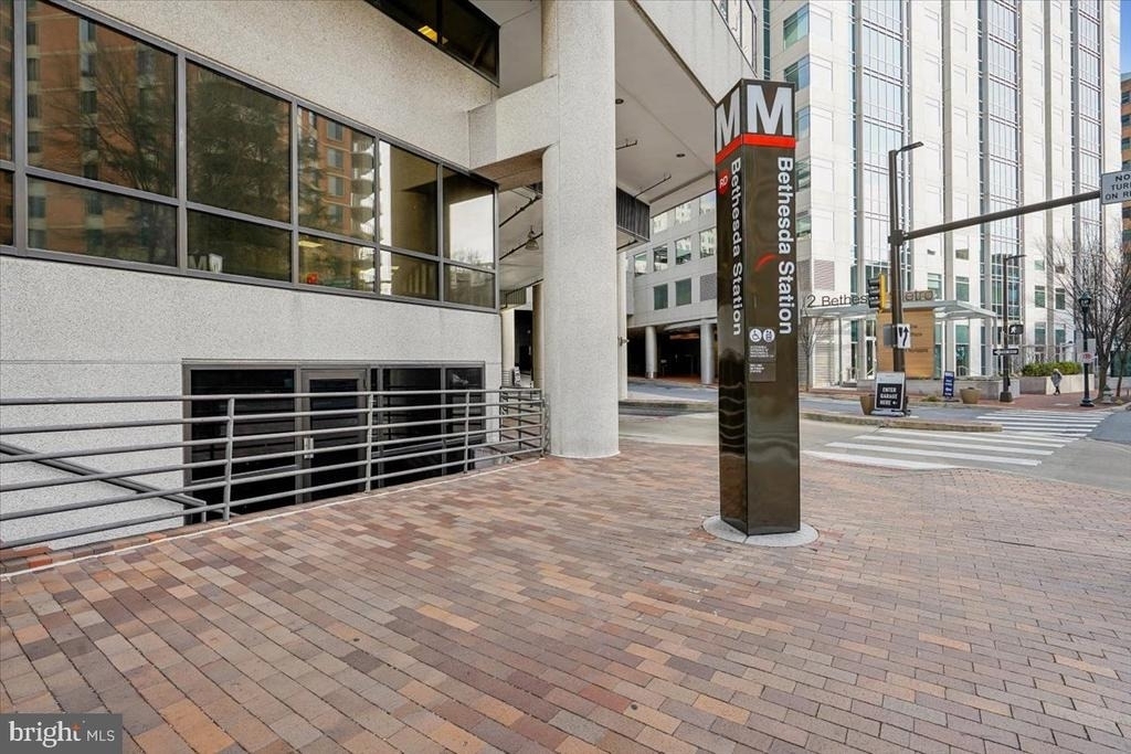 4601 N Park Avenue - Photo 39