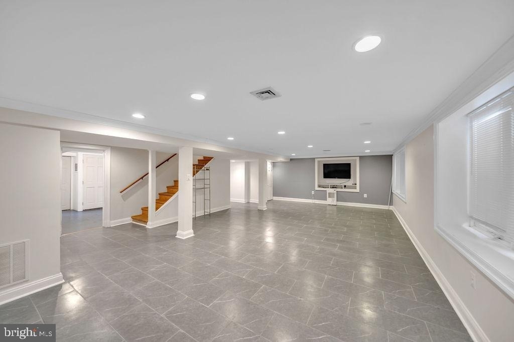 5306 Bradley Boulevard - Photo 38
