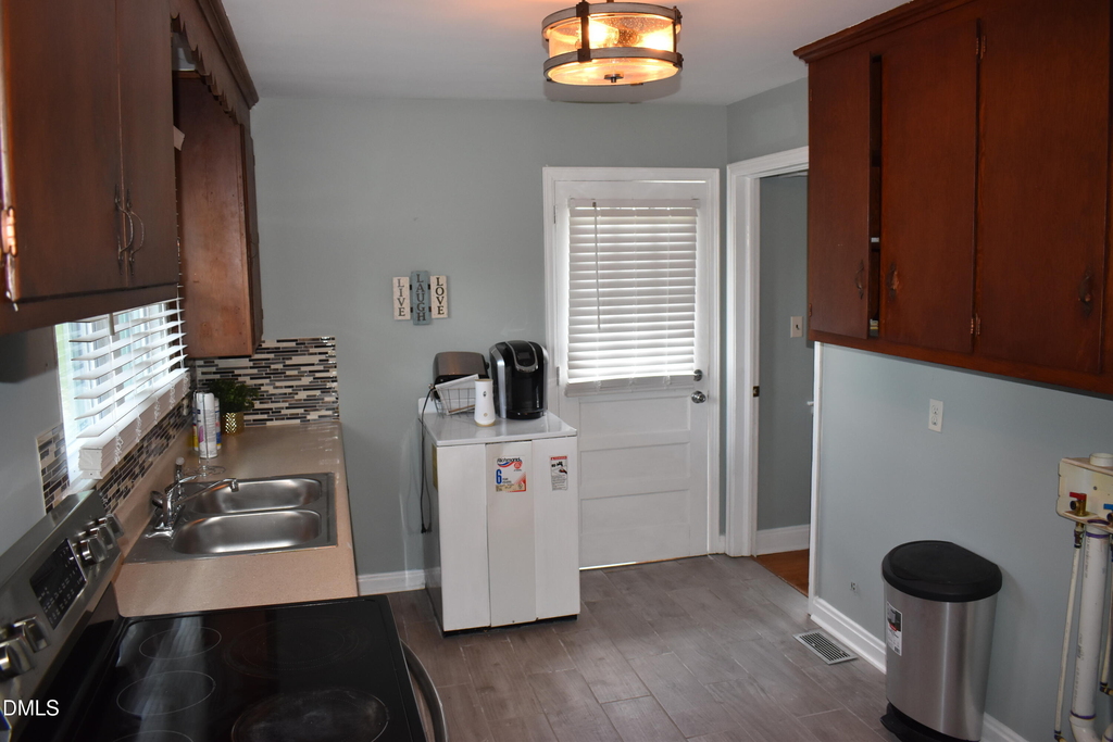 1907 S Miami Boulevard - Photo 6