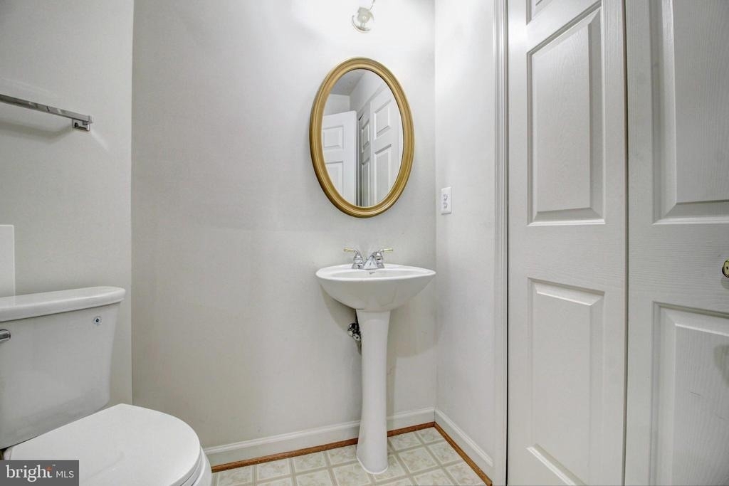 9394 Penrose Street - Photo 16