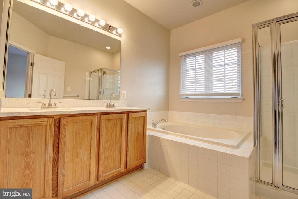 9394 Penrose Street - Photo 18