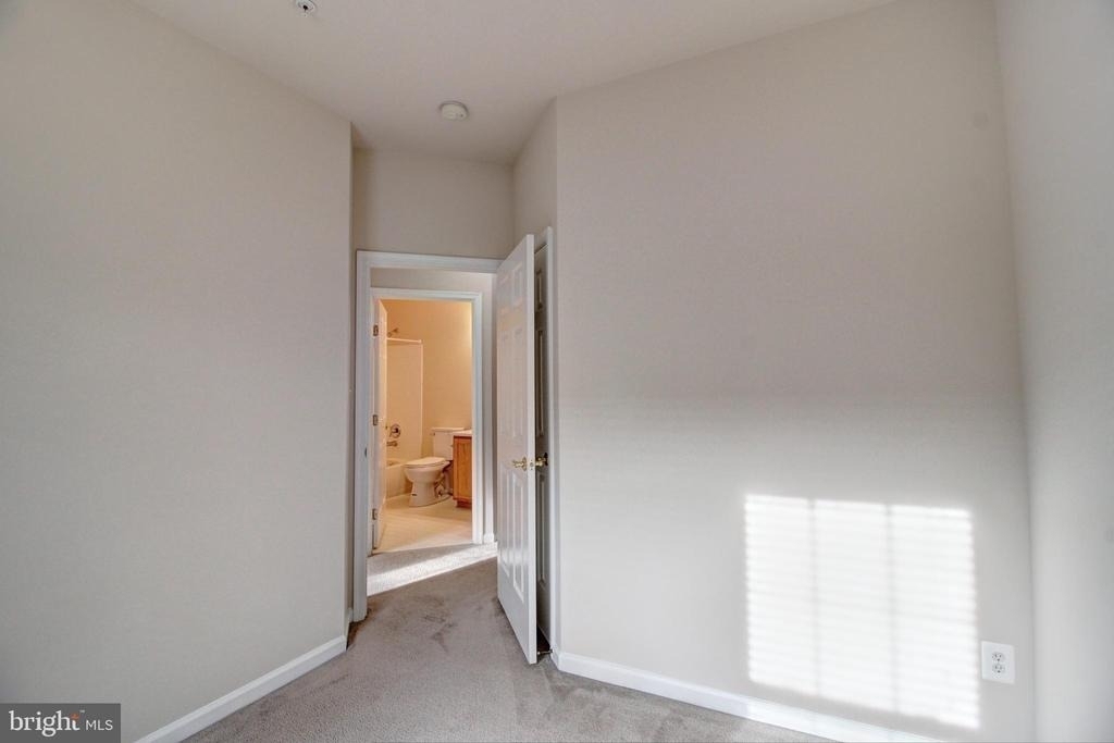 9394 Penrose Street - Photo 26