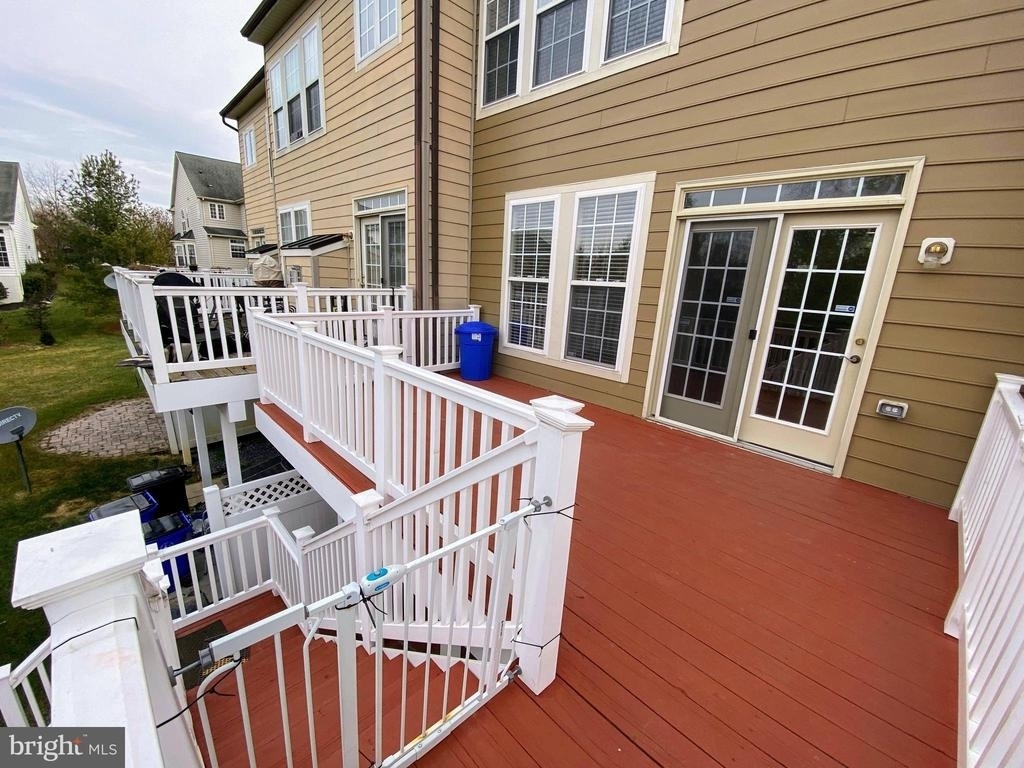 9394 Penrose Street - Photo 31