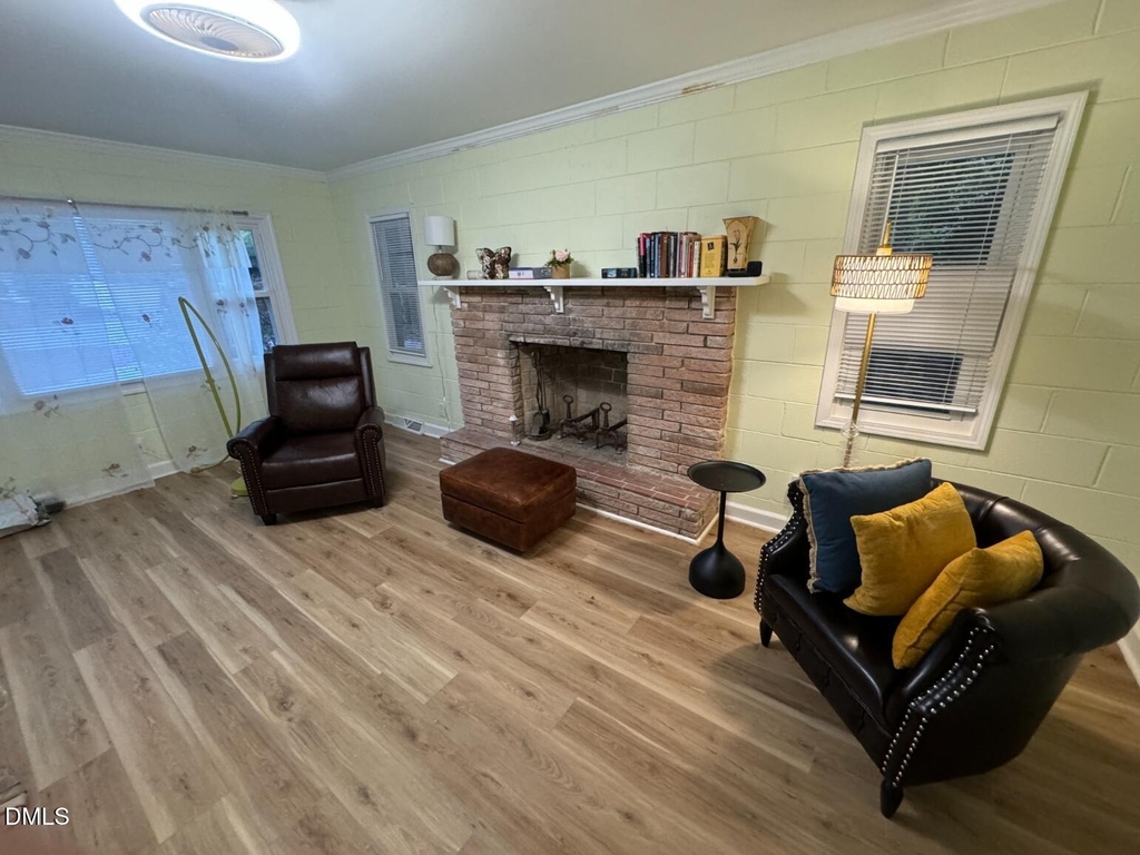 1305 Lynn Road - Photo 5