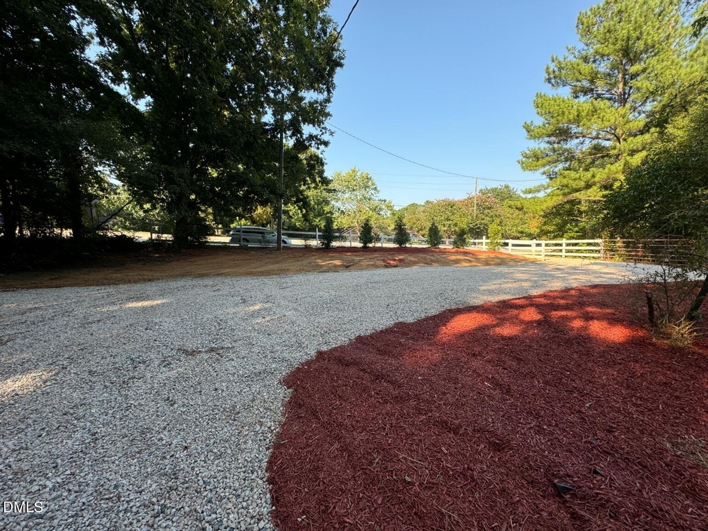 1305 Lynn Road - Photo 15
