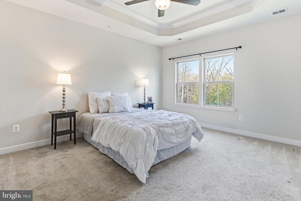 5927 Pecking Stone St - Photo 9
