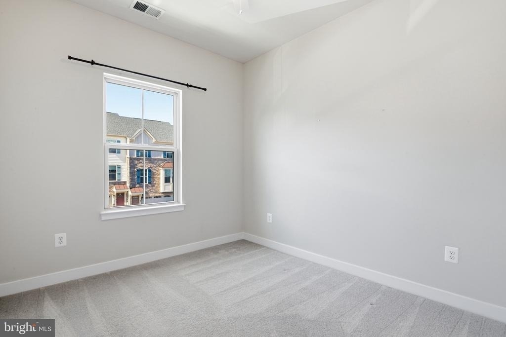5927 Pecking Stone St - Photo 13