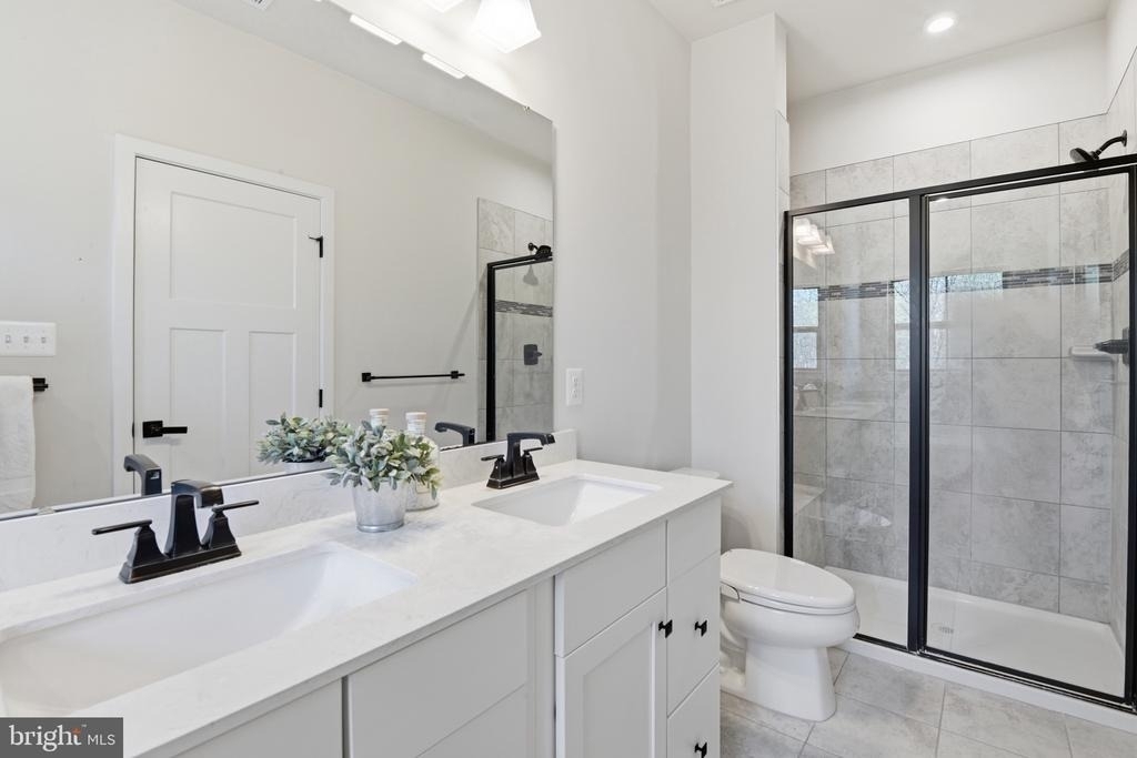 5927 Pecking Stone St - Photo 10