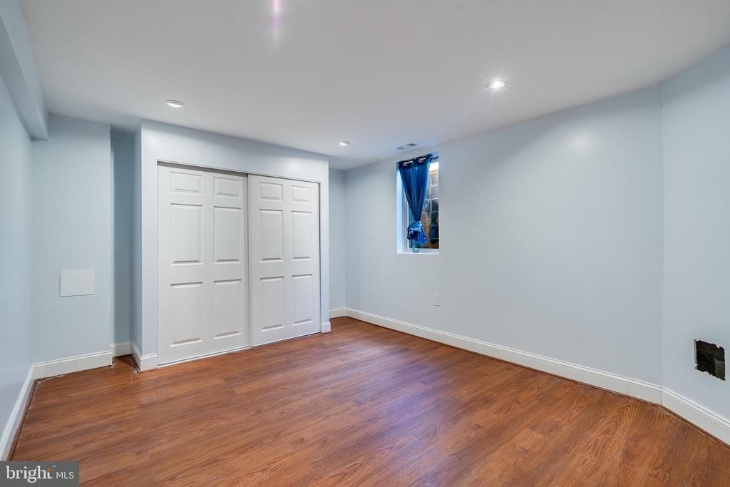 606 Apple Avenue - Photo 18