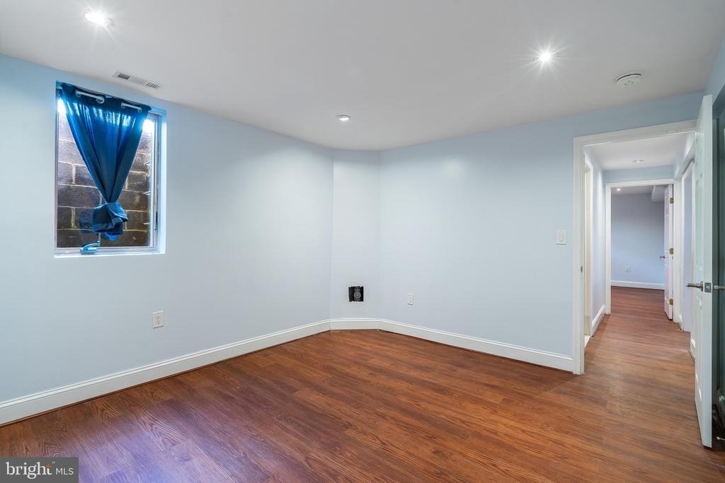 606 Apple Avenue - Photo 19