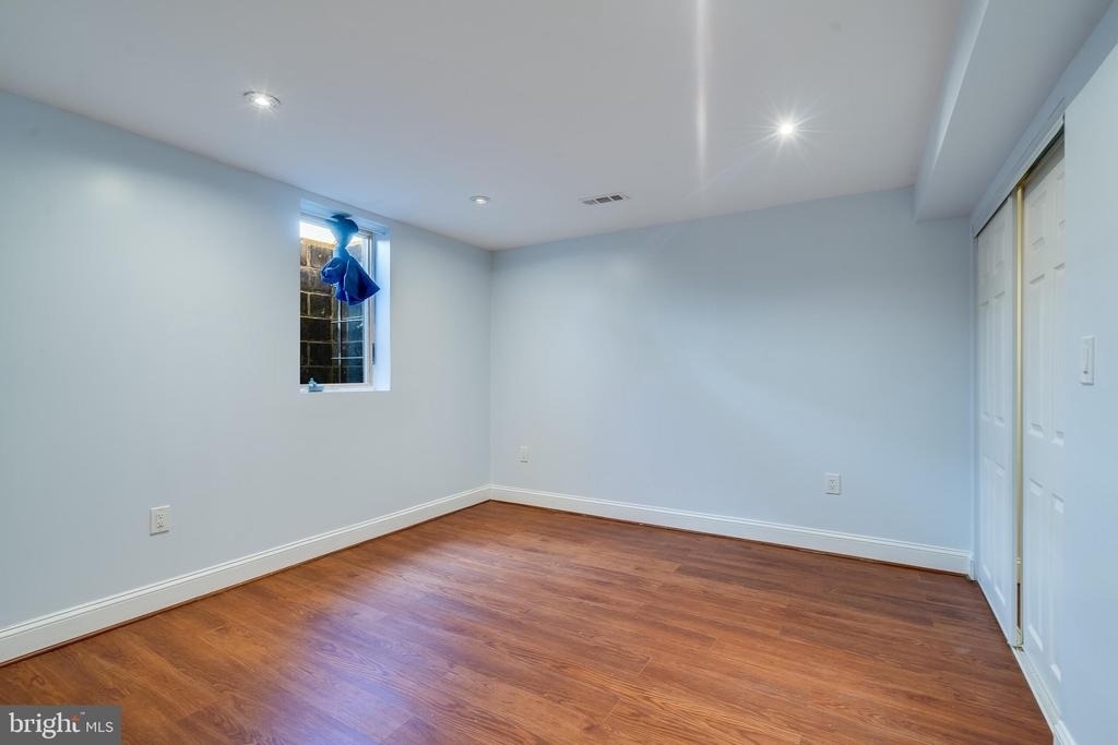 606 Apple Avenue - Photo 16