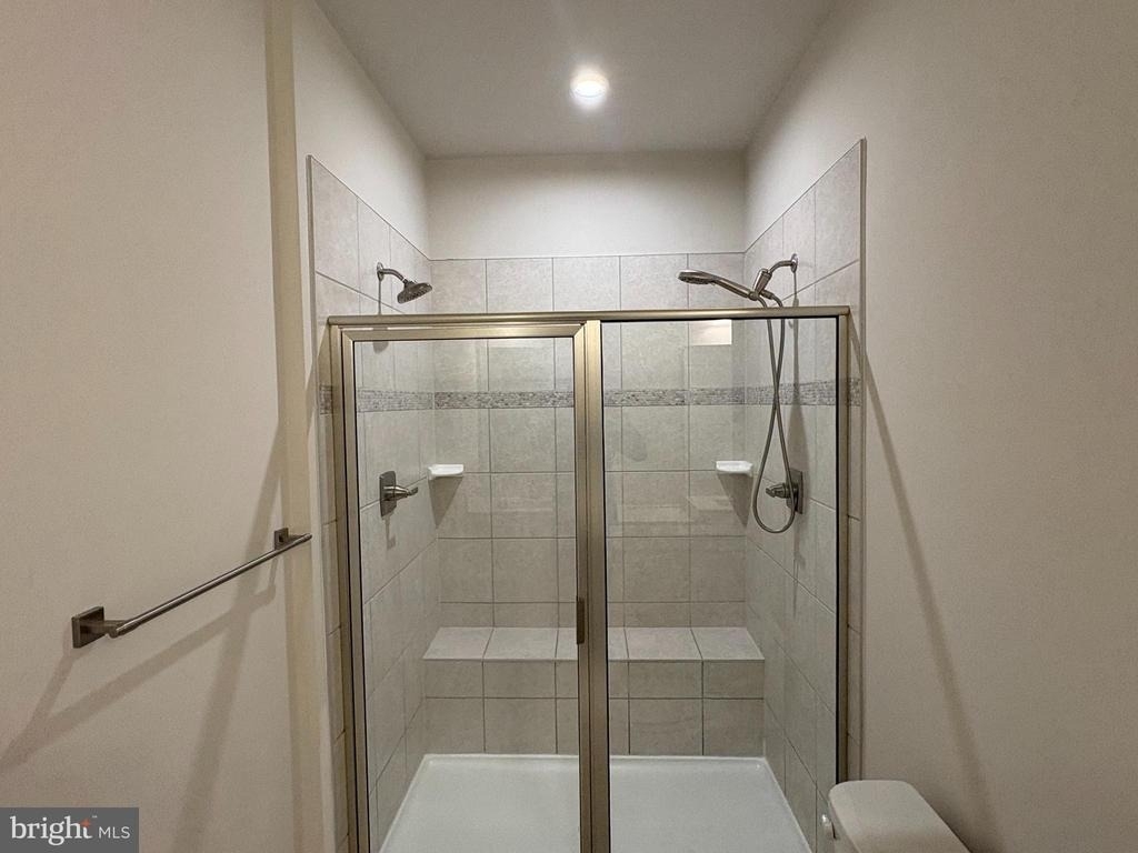 8711 Shady Pines Drive - Photo 10