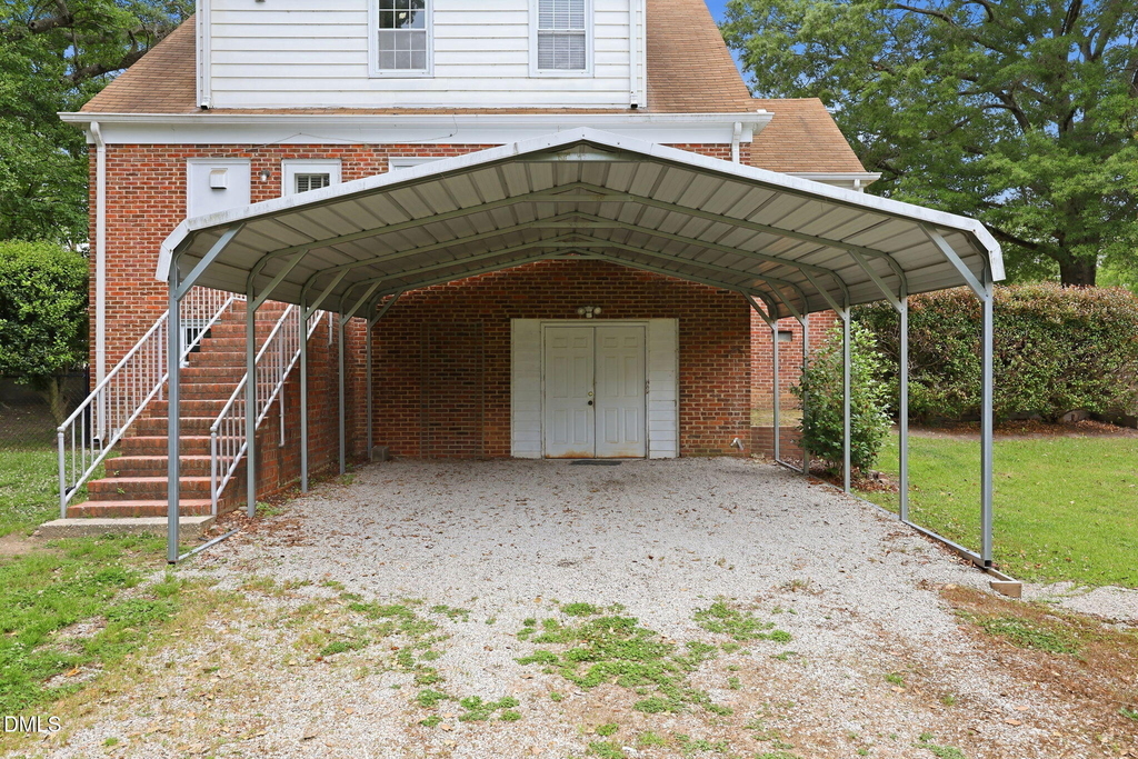 1203 S Main Street - Photo 1