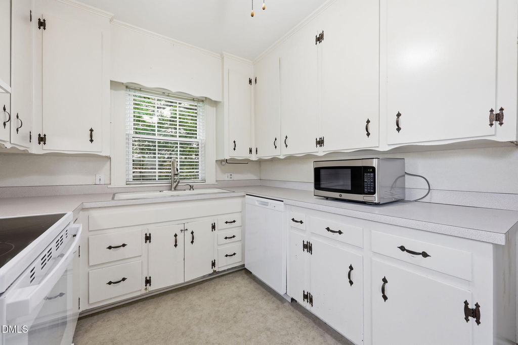 1203 S Main Street - Photo 8