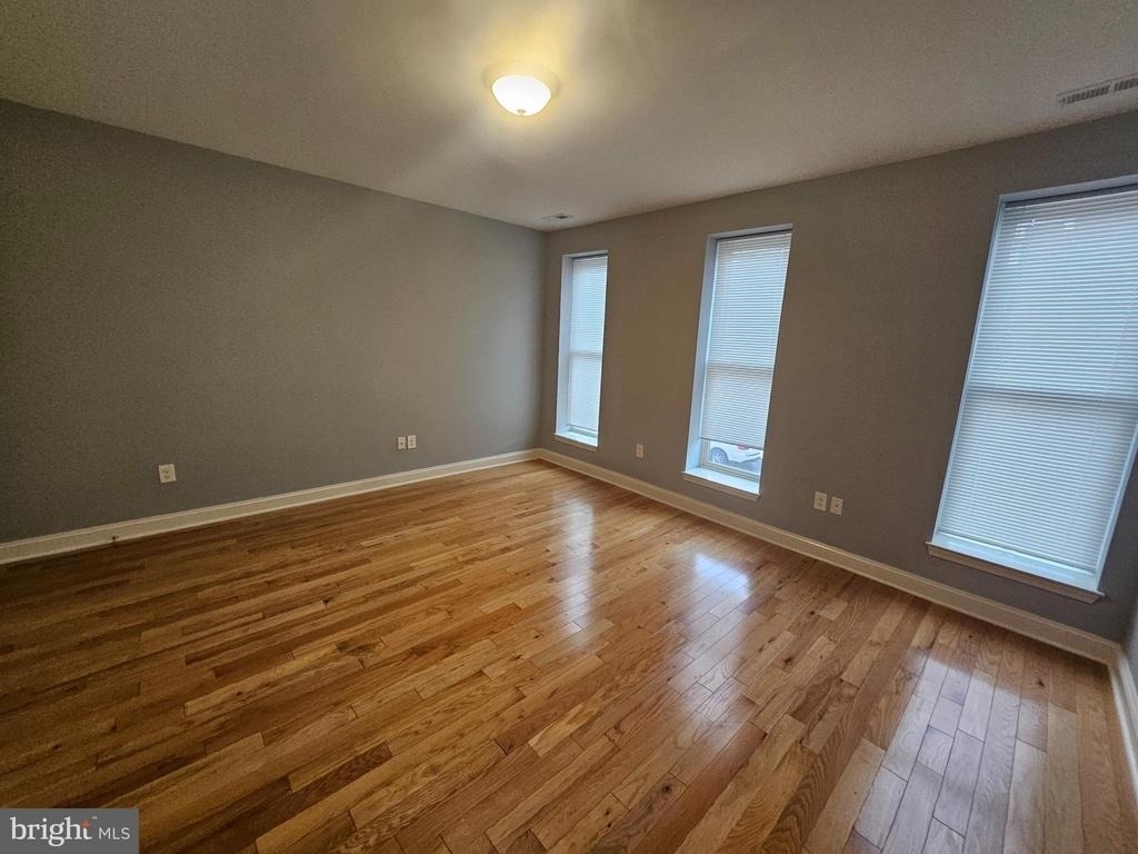 430 S Bond Street - Photo 3