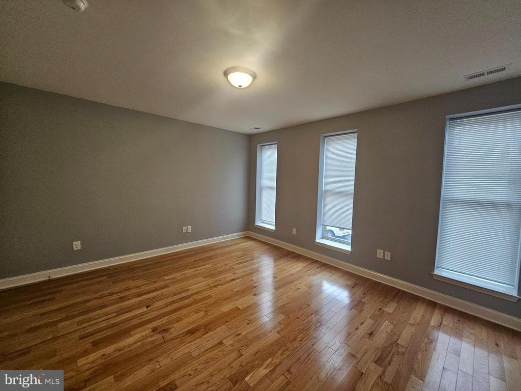 430 S Bond Street - Photo 10