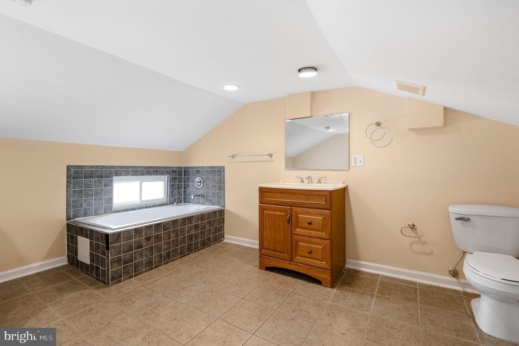 1123 W Lombard Street - Photo 33
