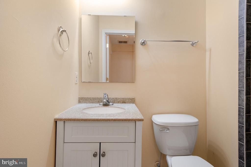 1123 W Lombard Street - Photo 25