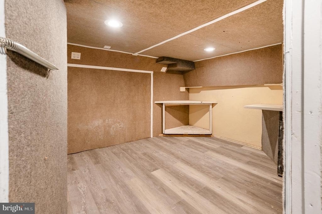 1123 W Lombard Street - Photo 40