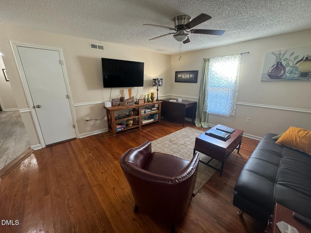 8551 Chapel Hill Road - Photo 5