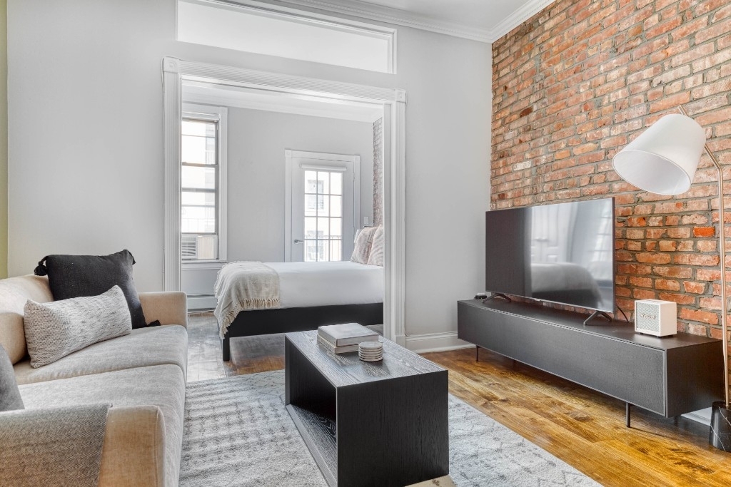 44 Avenue B - Photo 0