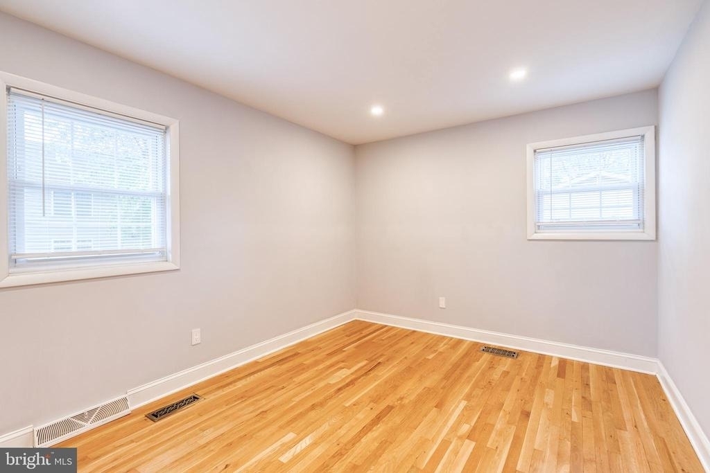 617 Oak Lane - Photo 13