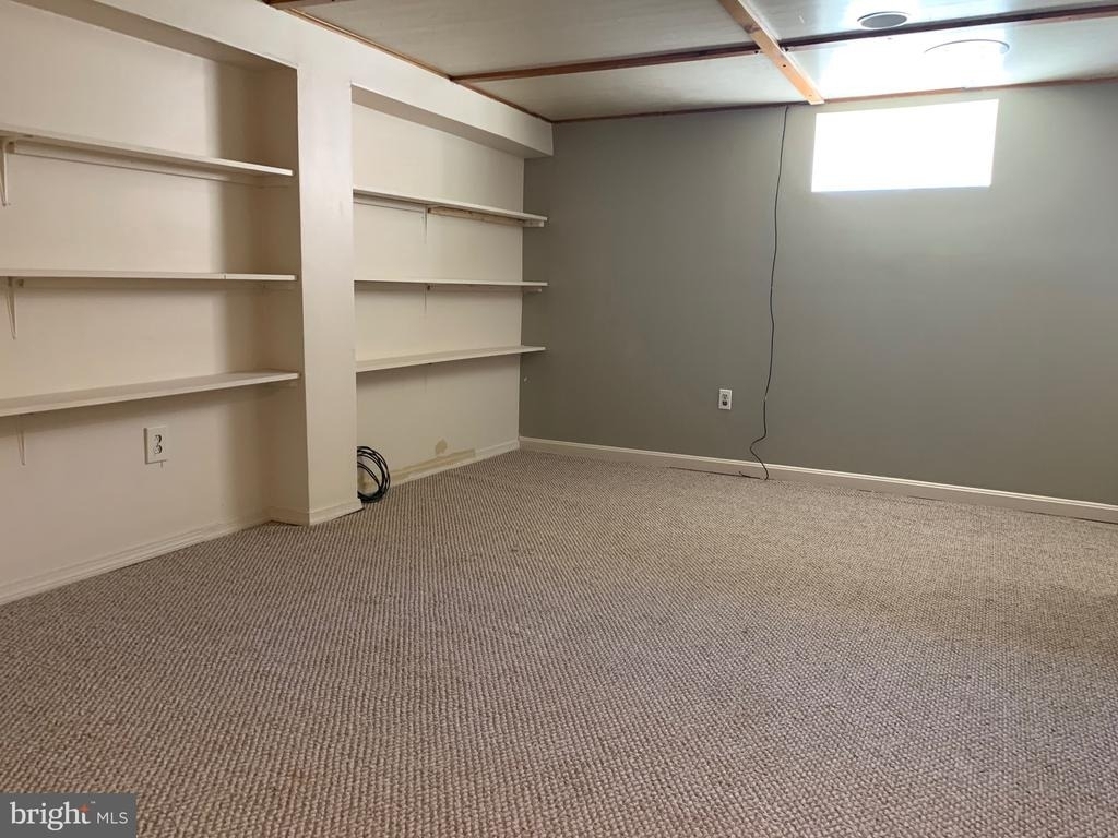 821 Lynvue Road - Photo 17