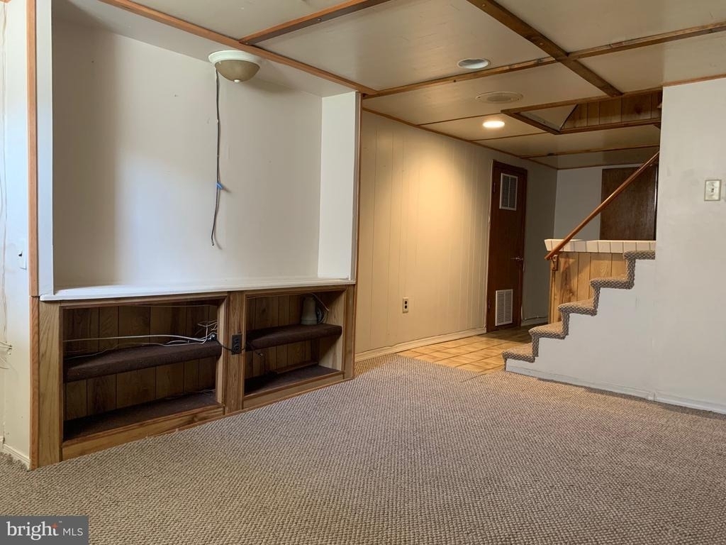 821 Lynvue Road - Photo 18