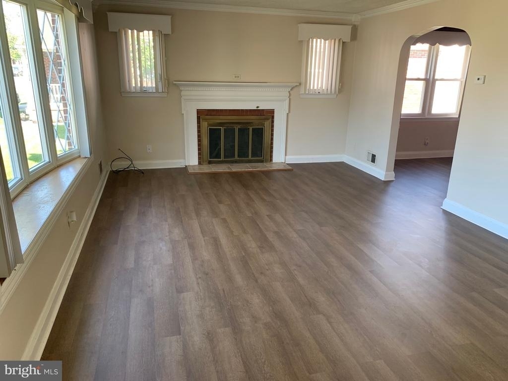 821 Lynvue Road - Photo 2
