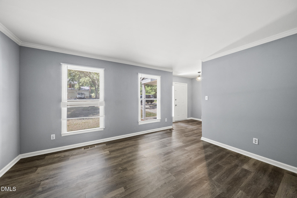 2108 Treverton Place - Photo 13