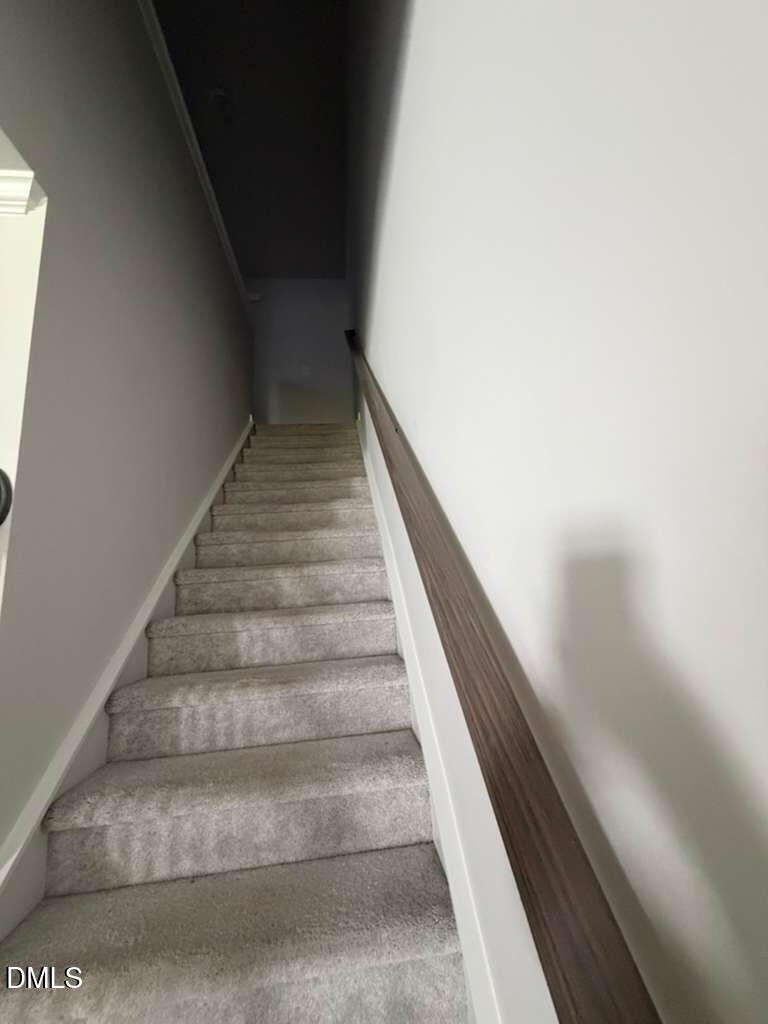 282 Paramount Drive - Photo 7