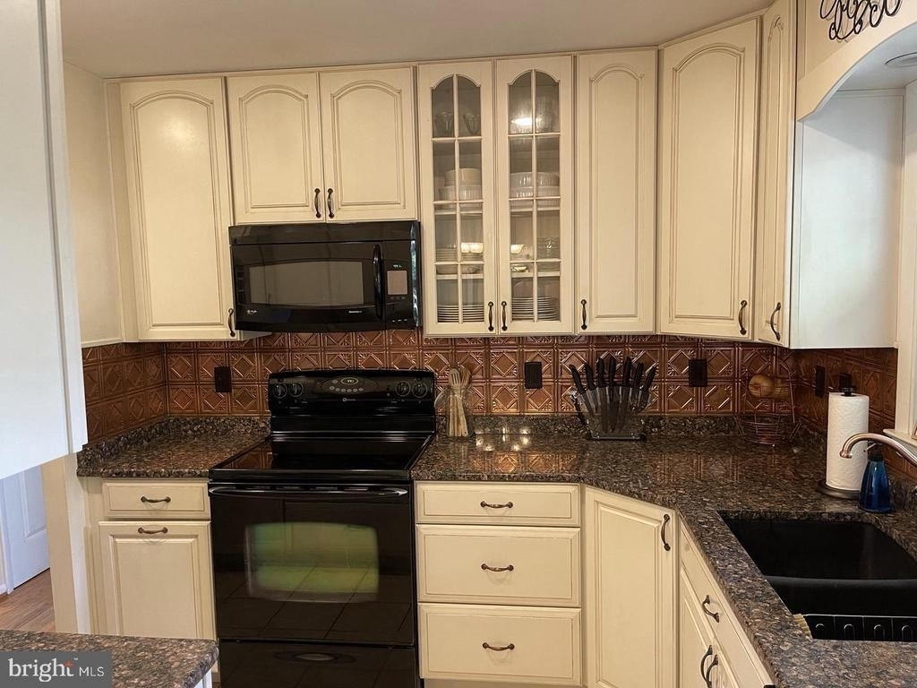507 Webb Road - Photo 10